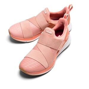 LATUS TIEM CORE WOMEN’S SZ 7 Blush Pink fitness shoes tennis workout shoes nwt